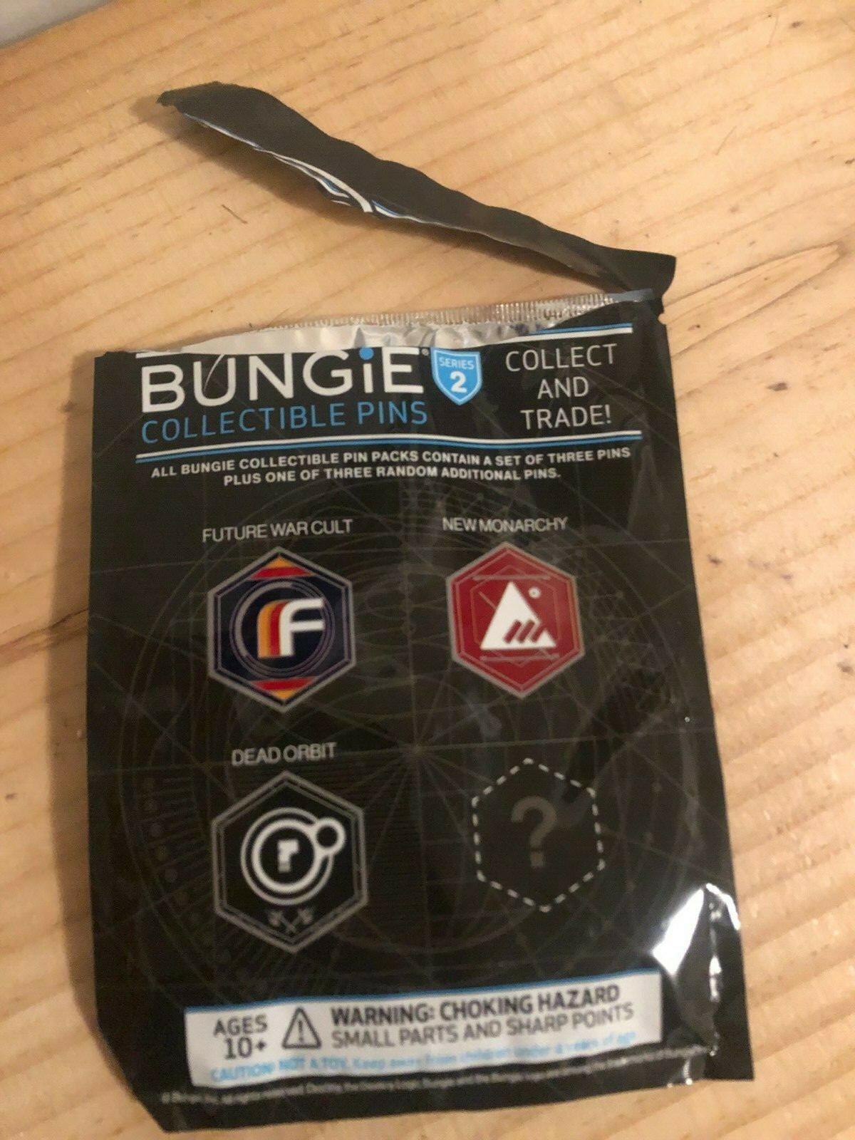 SERIES 2: FACTION QUEST PIN SET Destiny 2 Collectible