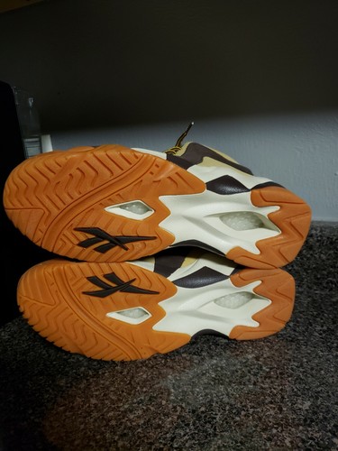 Reebok Kamikaze II Mid Basketball Shoes Wheat Brown V72799