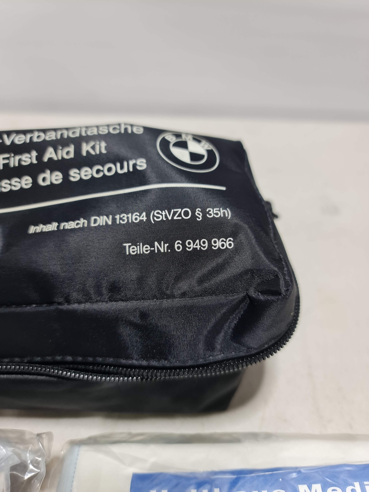0 Bmw Factory Original First Aid Kit Pouch Accessory Genuine Oem 6949966 514769499 image 4