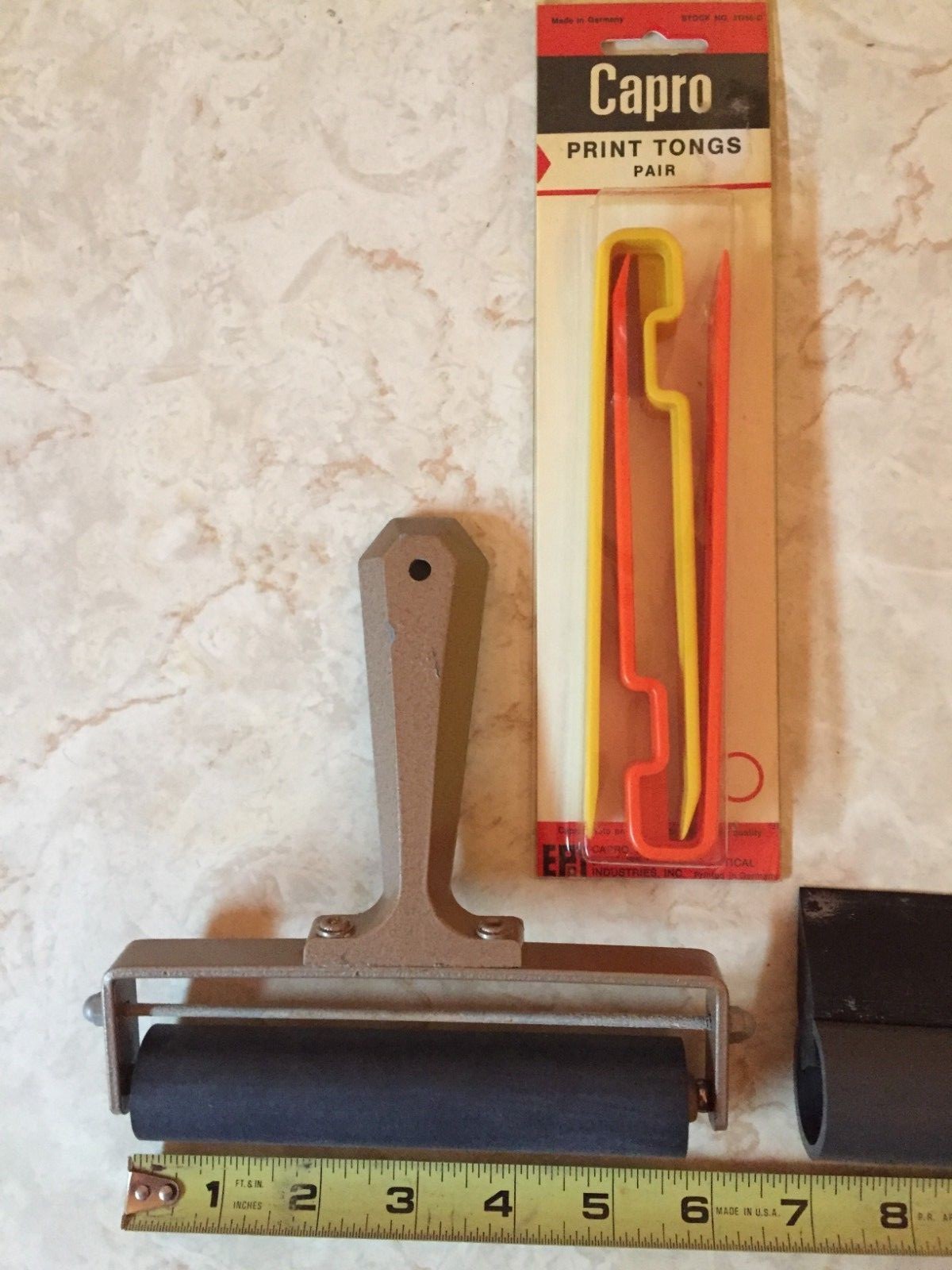 3 Vintage Darkroom tools  TESTRITE Wide Rubber Print Roller, capro print tongs