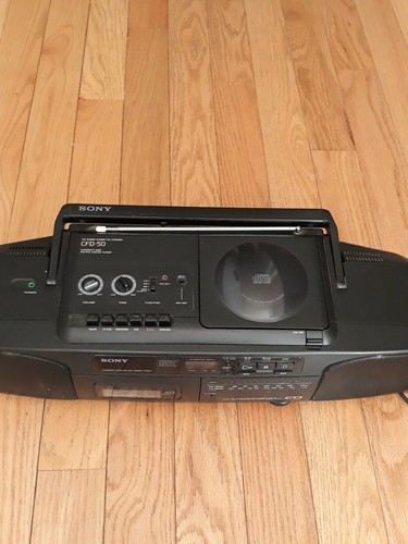 Vintage 1992 Sony CFD-50 Portable CD/AM-FM Radio Tuner/Cassette Player, Black