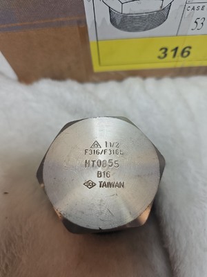 1-1/2'' Hex Head Plug 316L Stainless Steel Class 3000 MNPT SCH160 1RTJ3 Approved