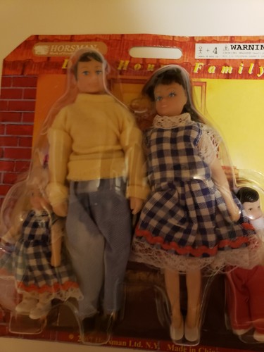 2007 Horsman Dollhouse Family