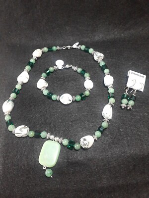 Stone And Crystal Beaded Jewelery Set