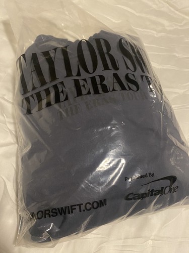 TAYLOR SWIFT TAYLOR SWIFT ERAS TOUR OFFICIAL MERCH BLUE GREY CREWNECK SWEATSHIRT SIZE MEDIUM