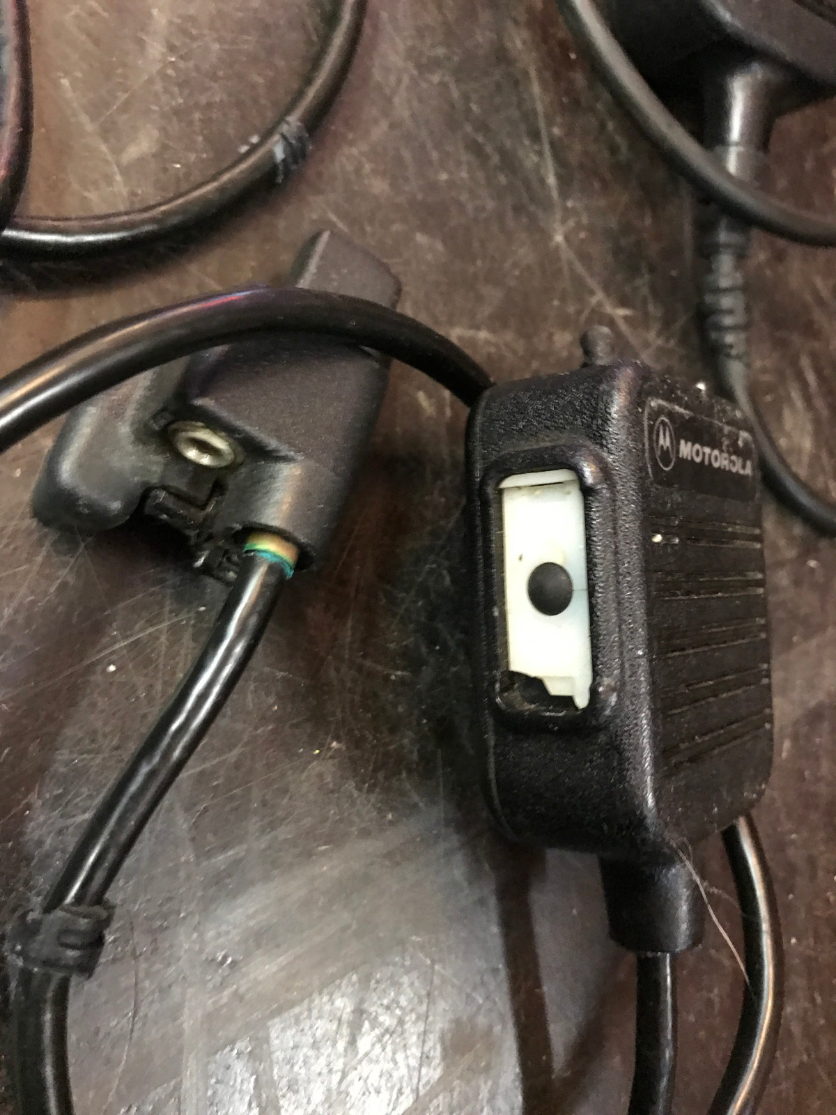 Lot of 15-Grade B/As-Is-Motorola NMN6228A Speaker/Microphone Handset & Mic Cable