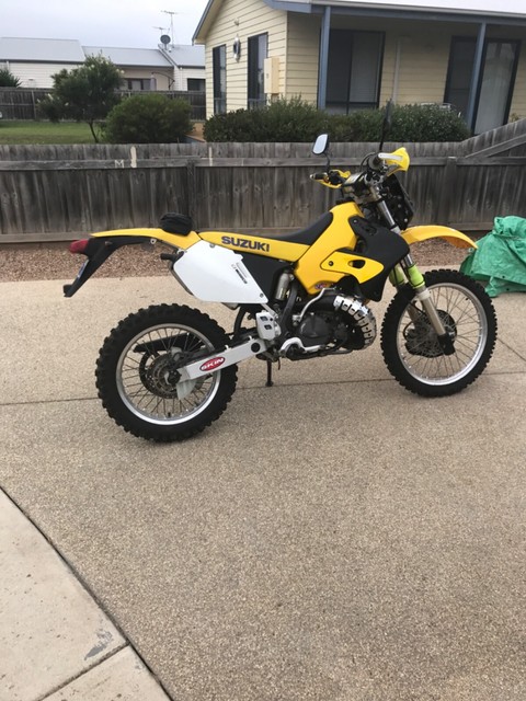 Suzuki rmx 250s