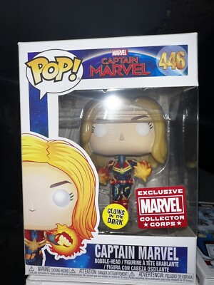 Captain Marvel Funko Glow In The Dark  EXCLUSIVE MARVEL COLLECTOR CORPS # 446