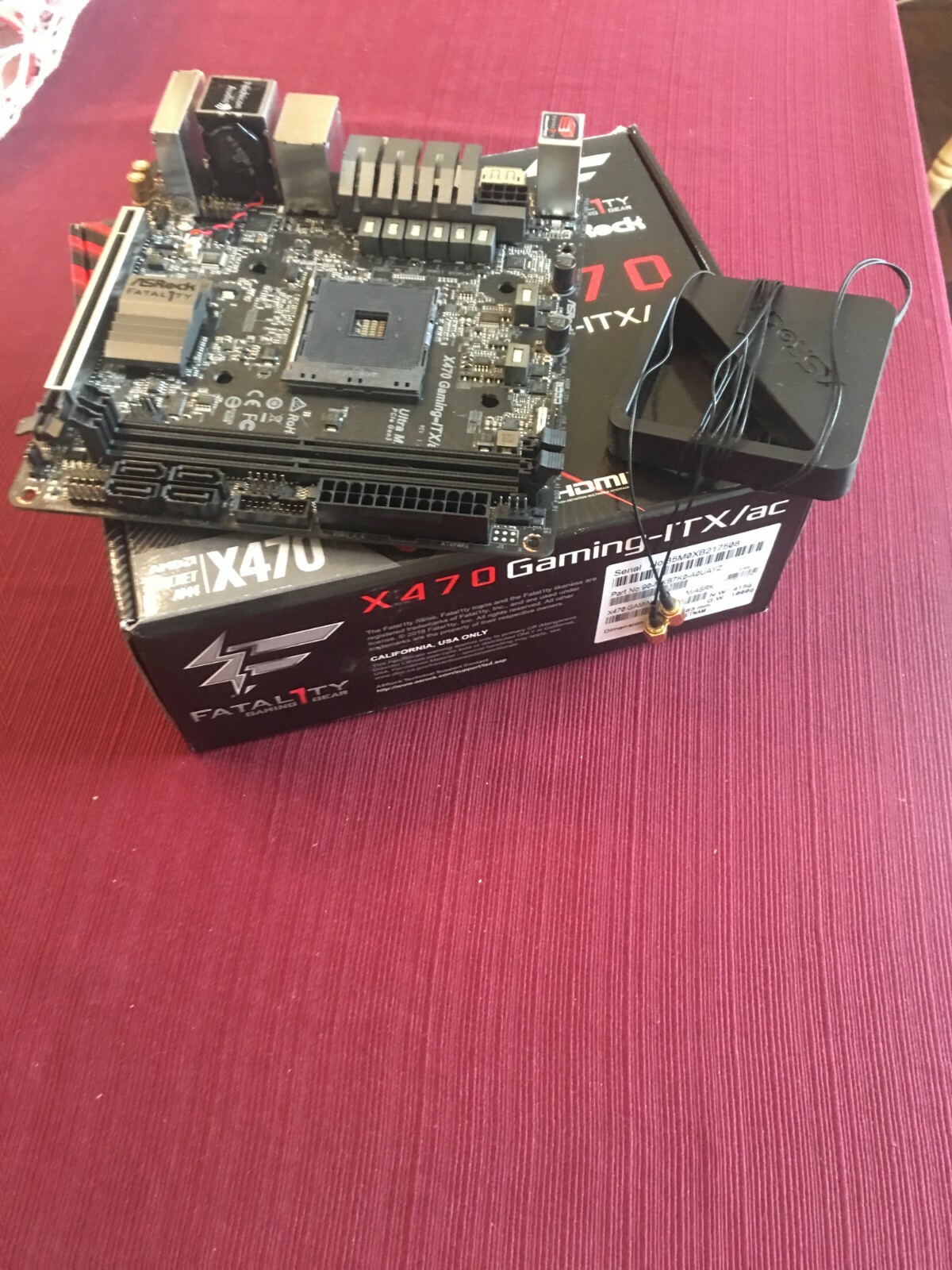 asrock fatal1ty x470 Gaming-ITX/ac, Lightly Used, Ryzen Ready.