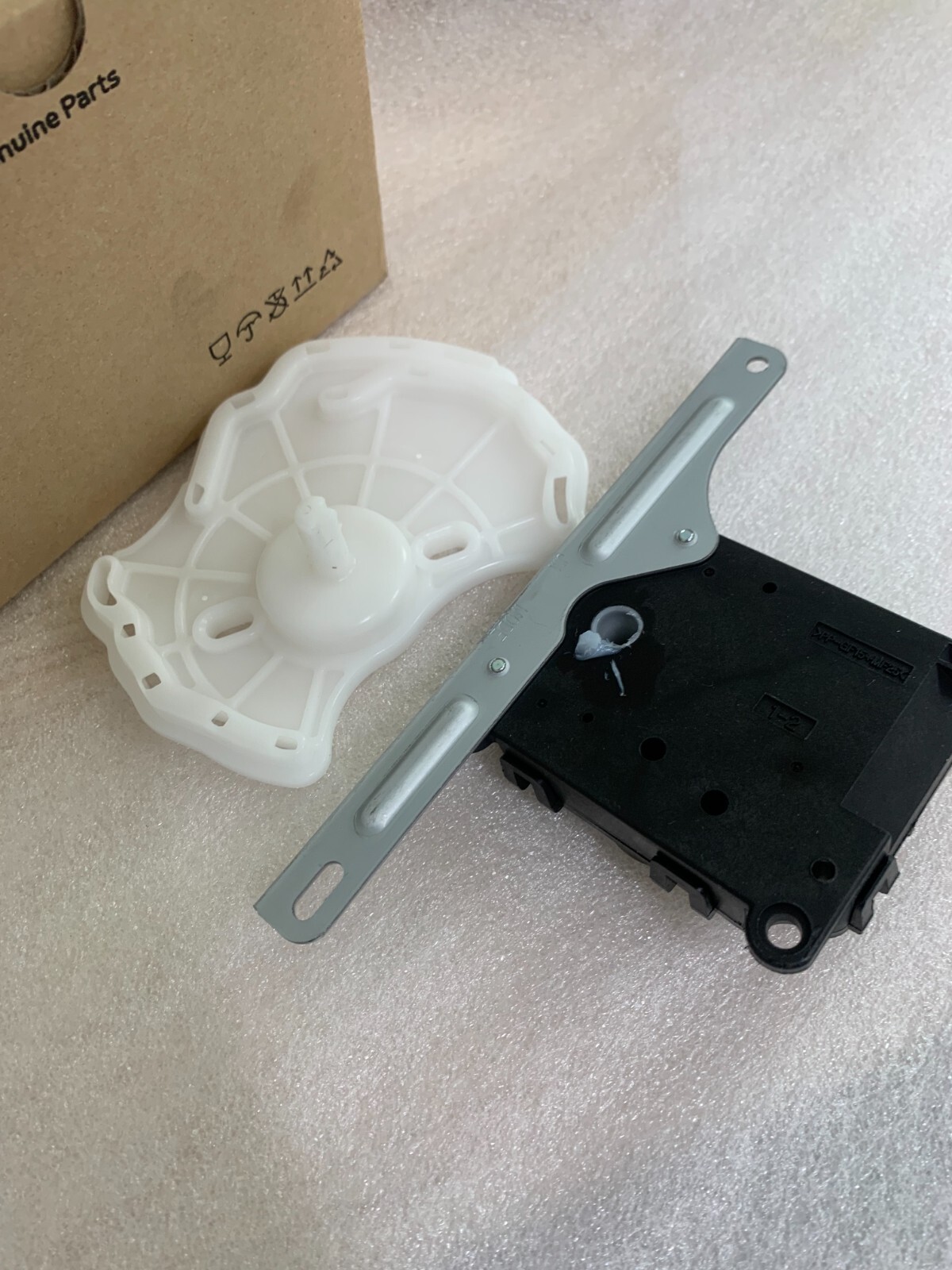 OEM Genuine Heater Control Mode Actuator Kia Sportage JE 20092010