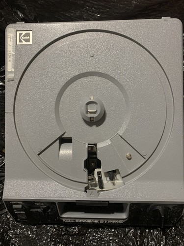 KODAK Ektagraphic III A Carousel Slide Projector - NO REMOTE