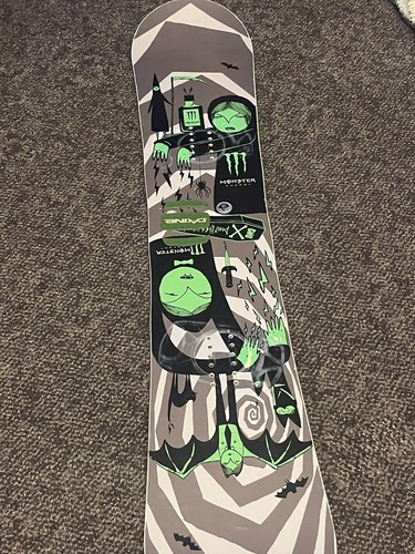 レア　Danny Kass ブラックスノーボード Gnu Danny Kass BTX - Snowboarder