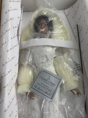 The Michelle Obama Inaugural Ball Porcelain Doll Danbury Mint NRFB