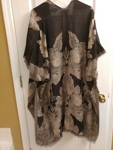 Do Everything In Love Beige/Black Kimono Style Cover Up Wrap - One Size