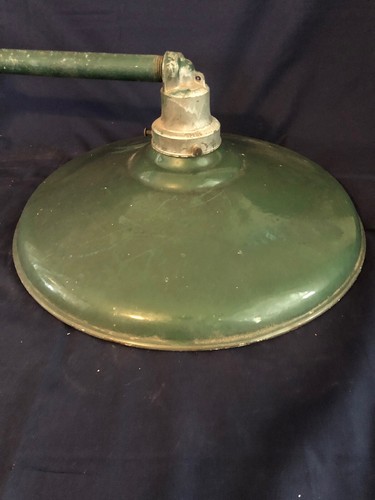 Vintage Spero Garage Farm Barn. Green White ,Gas Station 15