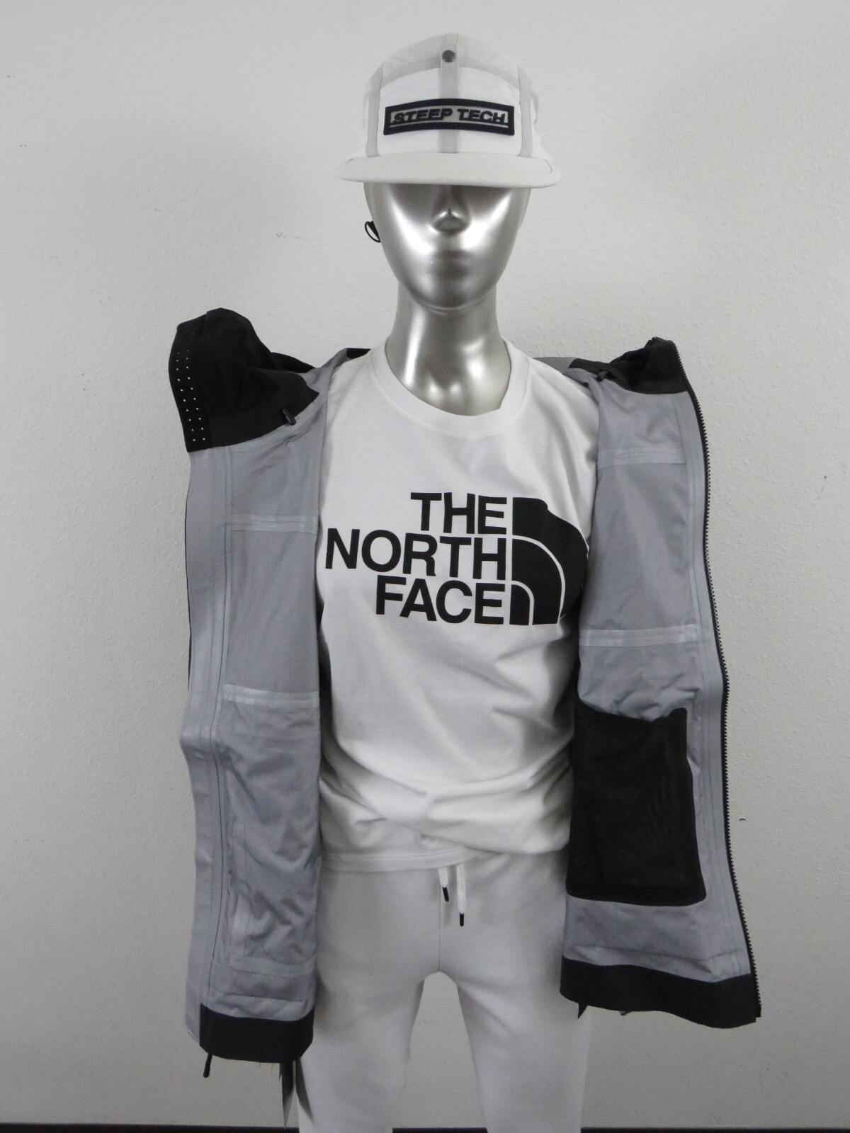 Pre-owned The North Face Womens  Summit Chamlang Futurelight Ski Climbing Shell Jacket Blac In Tnf Black