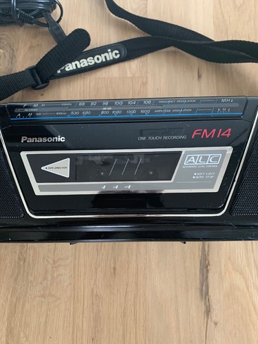 PANASONIC FM14 STEREO RADIO CASSETTE PLAYER/RECORDER. EXCELLENT.