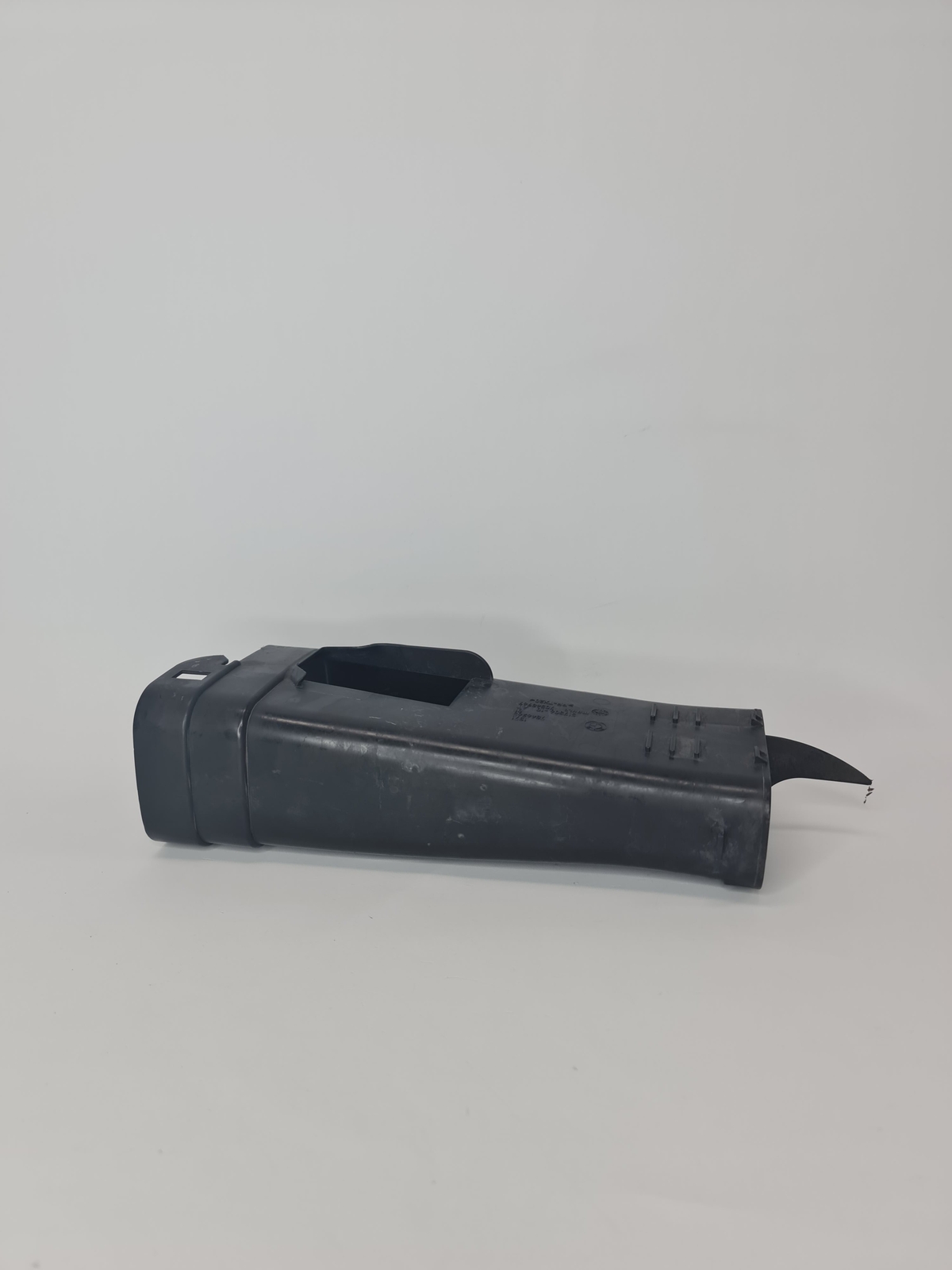 0 Bmw 2015-2020 13-71-7-846-265 13717846265 ENGINE Intake Duct Right 7846265 image 2