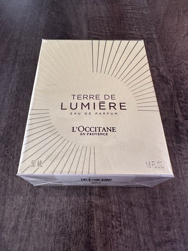 L'Occitane En Provence Terre De Lumiere Eau de Parfum Perfume