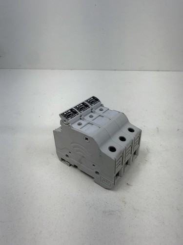 Eaton Bussmann CHCC 3-Pole Class CC Fuse Holder 600V 30A DIN Rail Indicating