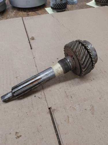 1966-1969 GM Muncie M22 Input Shaft 26 Teeth 10 Splines