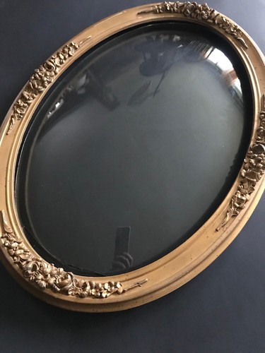 ANTIQUE VINTAGE WOOD Large OVAL Wall FRAME CONVEX Bubble GLASS PICTURE PORTRAIT