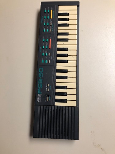 Yamaha Portasound PSS-30 Electronic Piano Keyboard