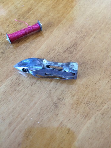 VINTAGE  Franklin TREADLE SEWING MACHINE SHUTTLE  & 1 BOBBIN