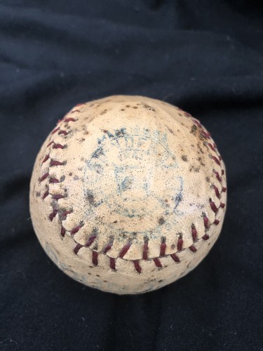 Antique EARLY 1900 Bounder REACH  Baseball  circa 1910  A.J. Reach - small size
