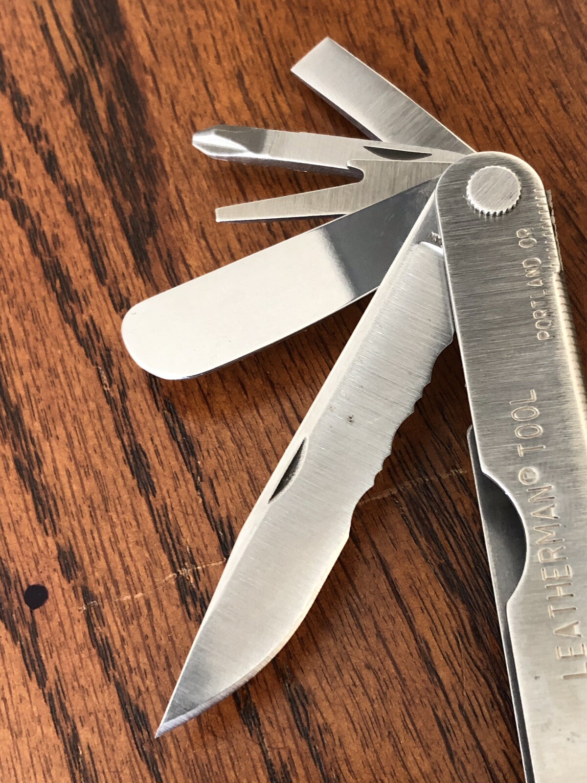 Retired Leatherman FLAIR Picnic Pocket Survival Multi Tool w Leather Sheath