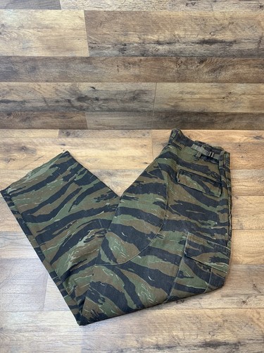 Military Woodland Camo Cargo Pants 8415-01-084-1017 Large