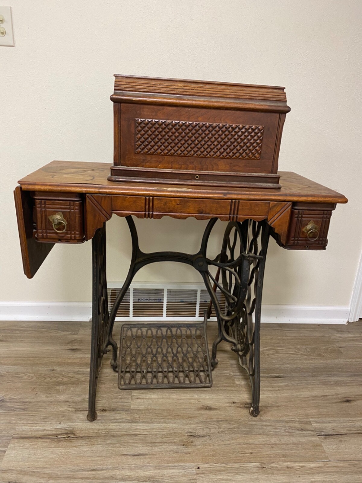 1873 Singer sewing machine desk with pedal - works | eBay
