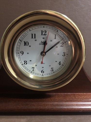 Beautiful Selco Geneve Presidential Ships Clock Brass W/mahogany Base Working