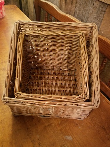 2 wicker baskets square with lower fronts