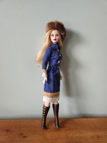Of The World Collector Pink Label 2009 Mattel