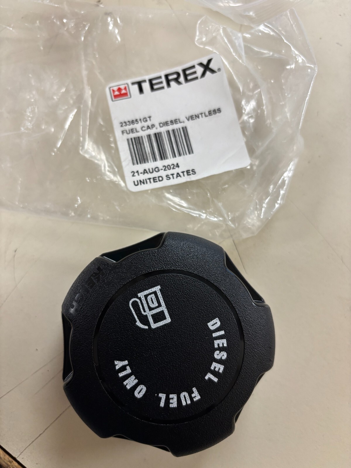 233651GT 233651 OEM Diesel Ventless Fuel Cap for Genie Lift
