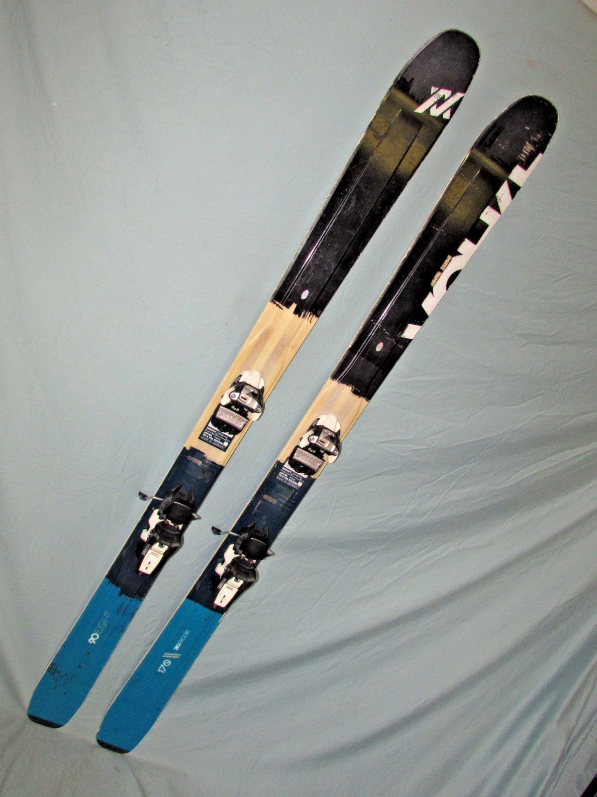 Volkl 90Eight 98 all mountain POWder skis 170cm w Marker