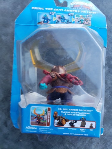 SKYLANDERS TRAP TEAM HEAD RUSH TRAP MASTER RARE