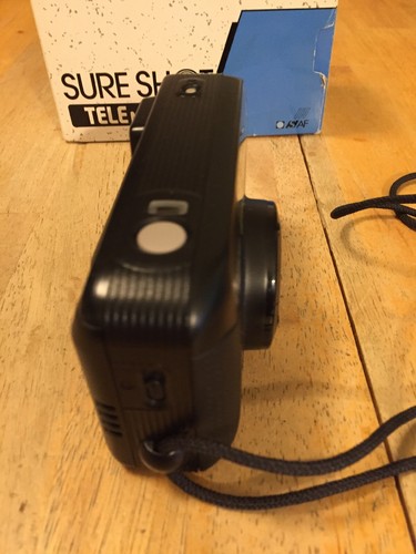 Canon Sure Shot TELEMax Date Point and Shoot Camera w/Box untested