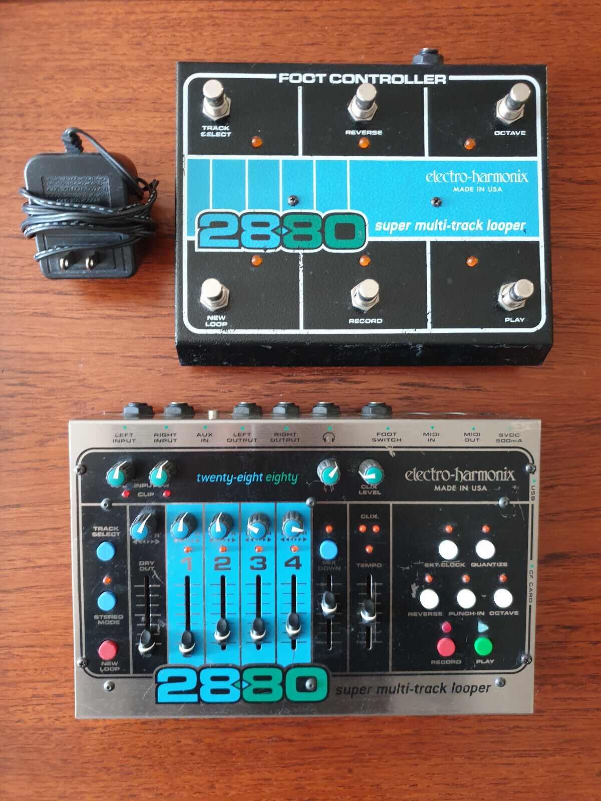 Electro-Harmonix 2880 Multi-Track Looper plus Controller | eBay Electro-Harmonix 2880 Multi-Track Looper plus Controller | eBay