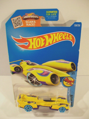 2015 New Hot Wheels Treasure Hunt Sky Show 4Ward Speed Die-Cast Car
