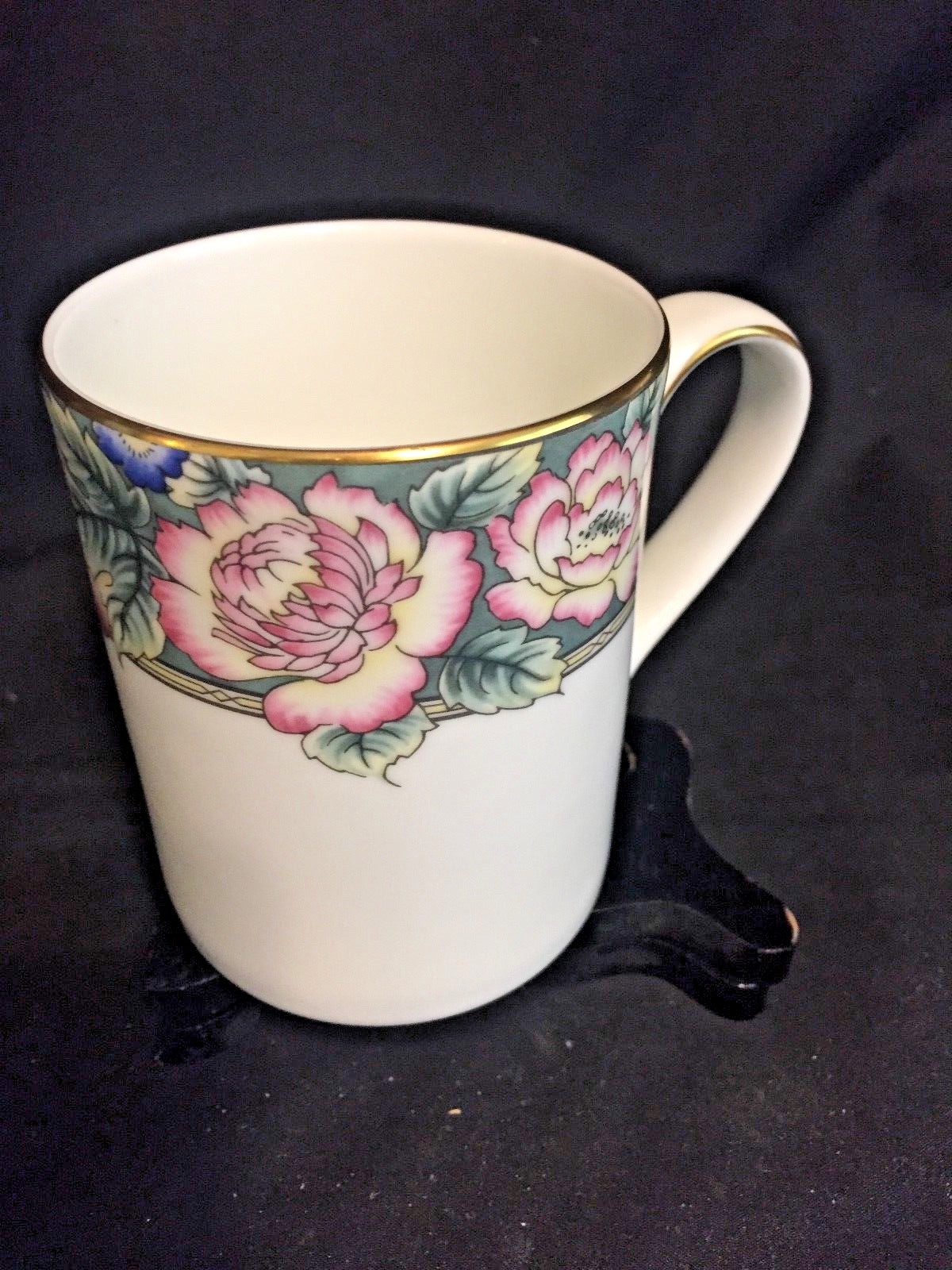 Royal Doulton Orchardl Hill Mug, Multi-Floral & Fruit. Gold Trim