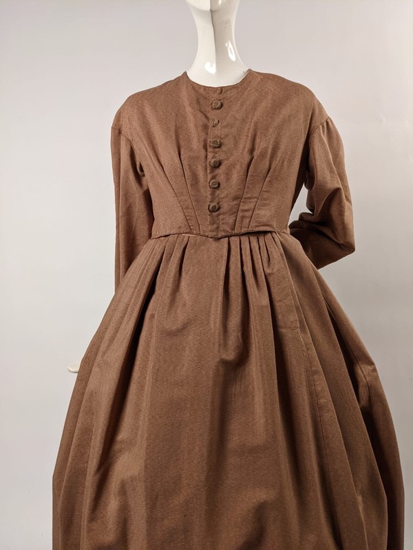 light brown dresses Women's Daisy Linen Dress Light Brown main image 1