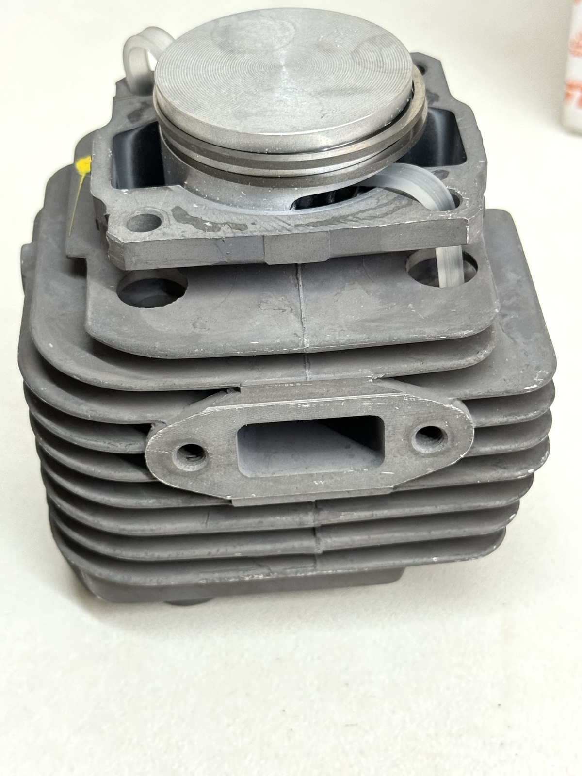 STIHL OEM CYLINDER WITH PISTON KIT 1129 020 1201 FOR 020 T 40mm GENUINE ASSY - Picture 4 of 6