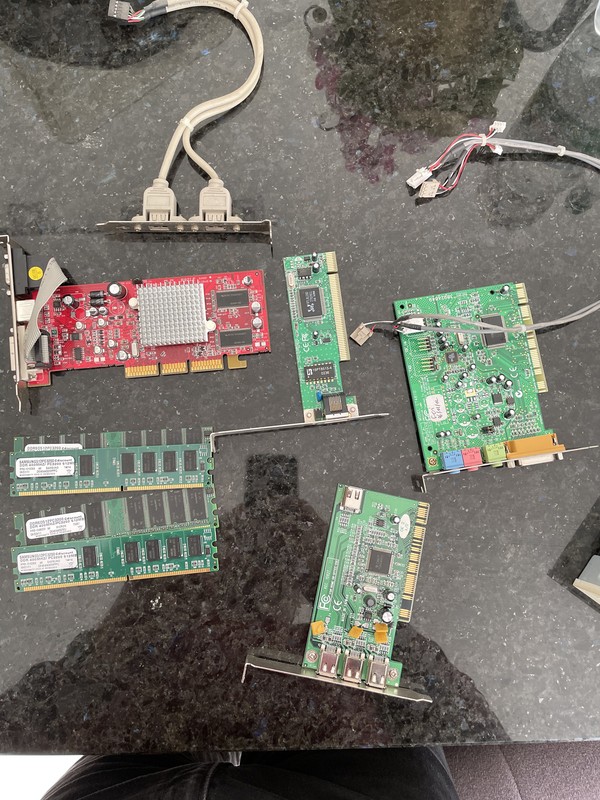 Lot MatÃ©Riel Informatique