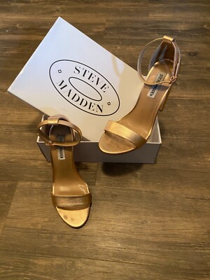 Steve Madden Rose Gold Carrson Heels Size 8.5 with Box