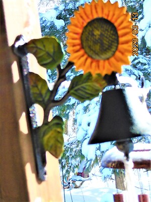 Metal THINK SPRING Sunflower Hanging Dinner Bell