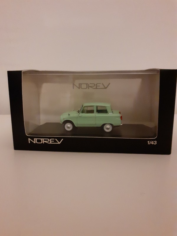 Norev - Mitsubischi Minica - 1/43 - Dans Sa Boite D'Origine - Excellent Etat