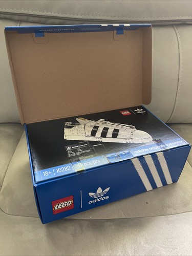 LEGO Adidas Originals Superstar Set 10282 Item 6332935