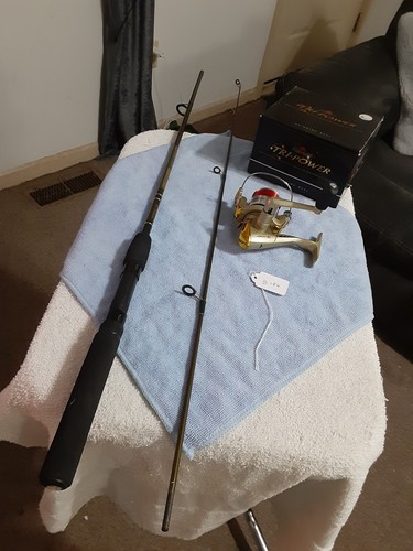 Spinning Fishing Rod Pinnacle 5'Ultra Light And New Reel TRI-POWER